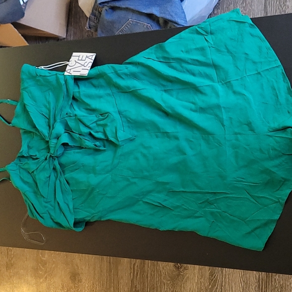 Emerald Romper - Picture 1 of 3